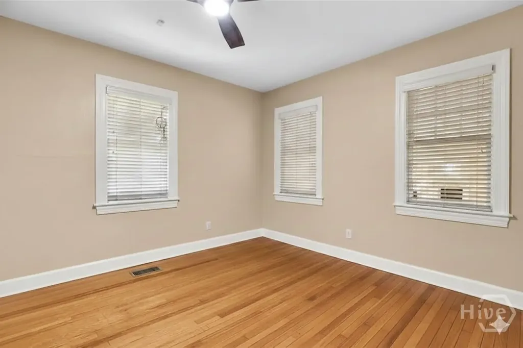 201 E 53rd Street Savannah GA 31405
