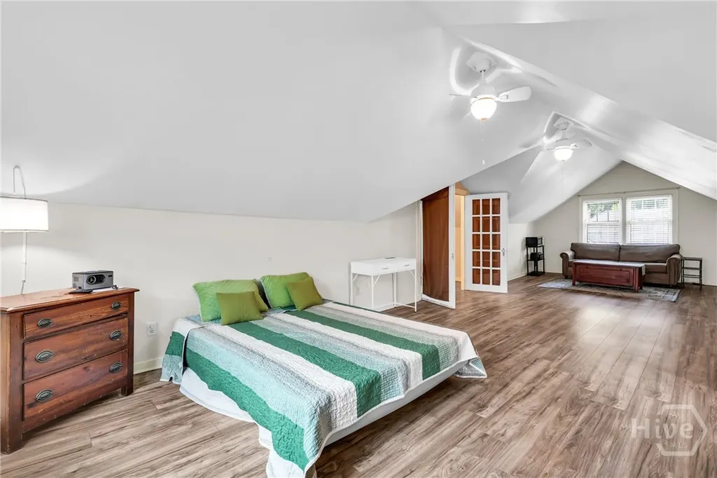 201 E 53rd Street Savannah GA 31405