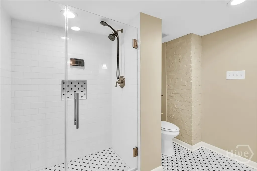 201 E 53rd Street Savannah GA 31405