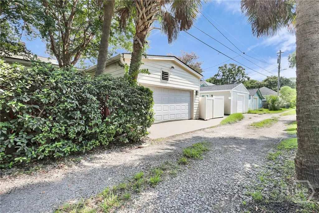 201 E 53rd Street Savannah GA 31405