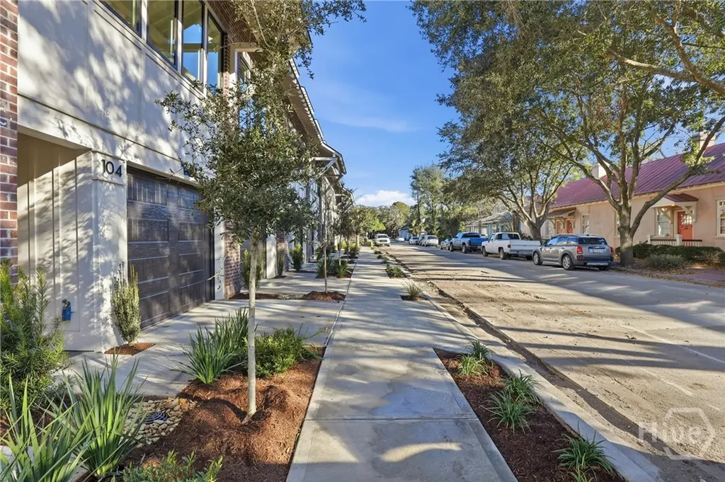 116 Pearl Street Savannah GA 31401