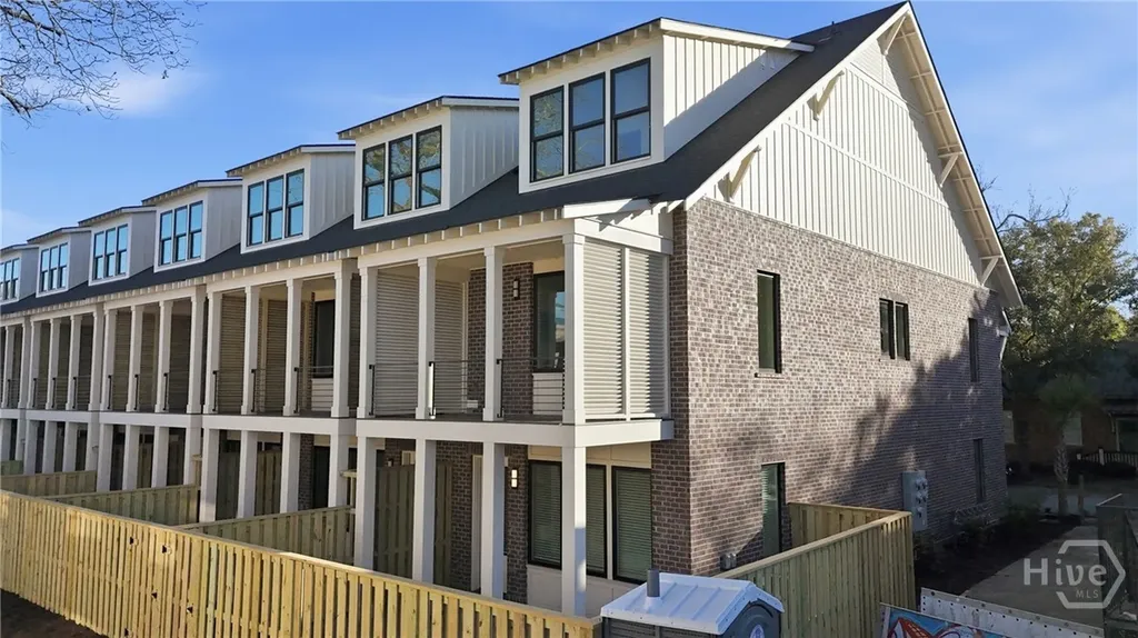 116 Pearl Street Savannah GA 31401