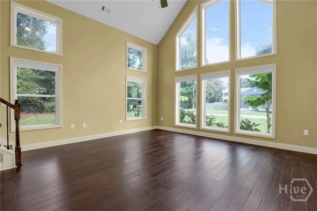3105 Lincoln Street Savannah GA 31404