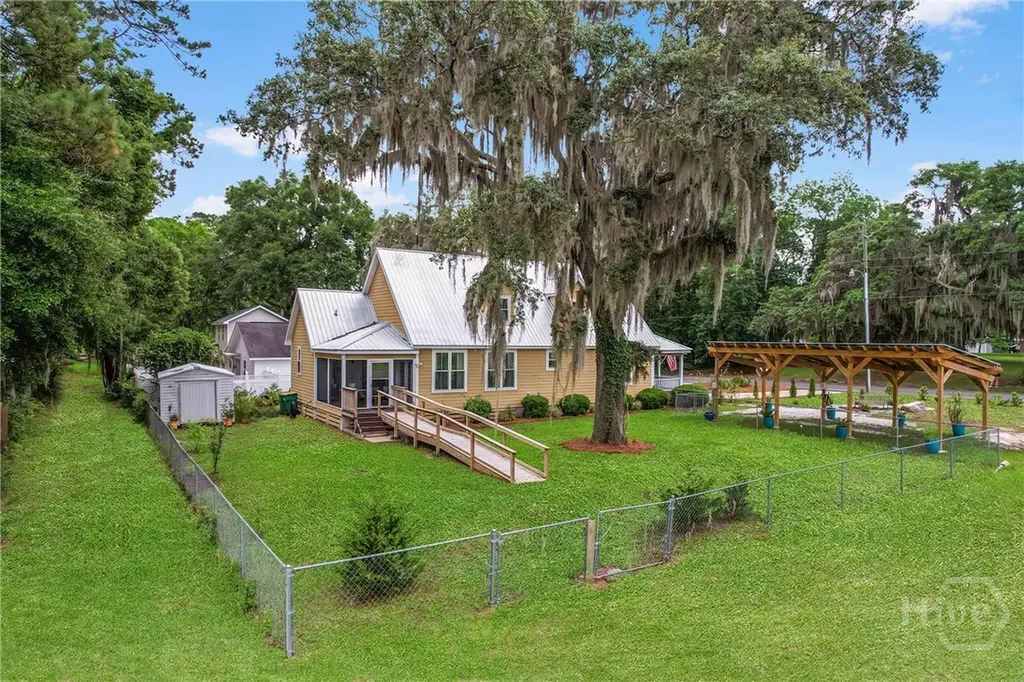 800 Wayne Street Darien GA 31305