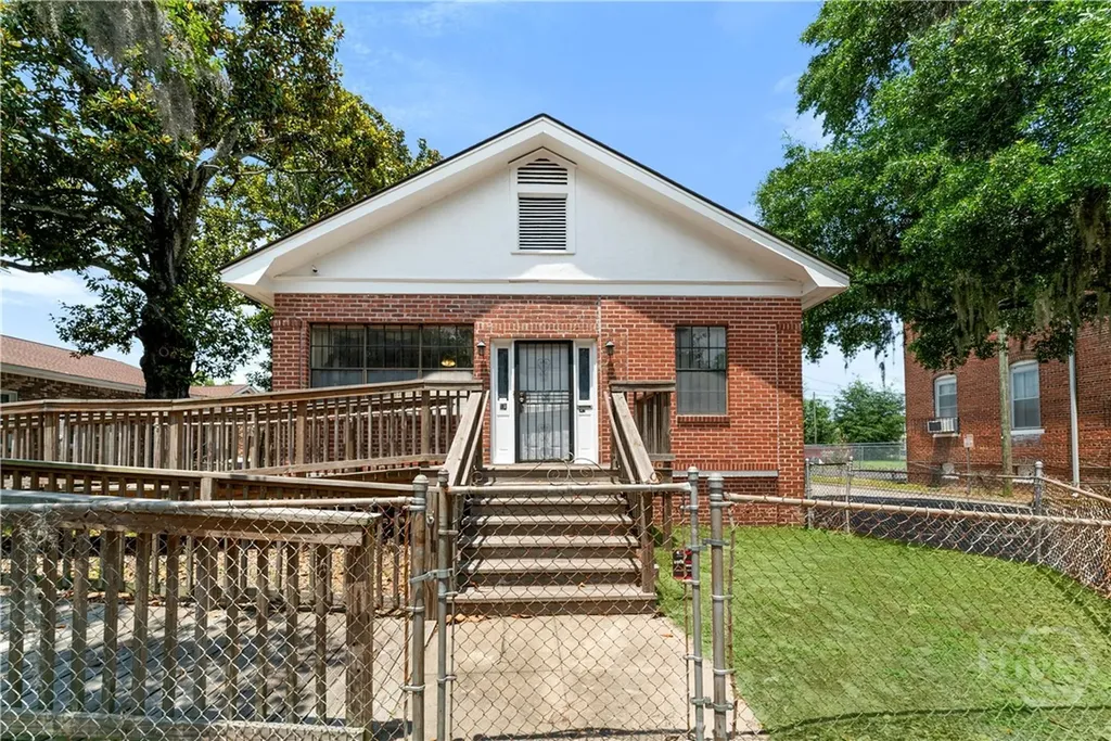 902 W 36th Street Savannah GA 31415
