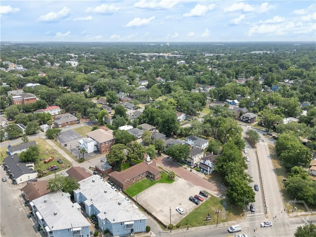 902 W 36th Street Savannah GA 31415