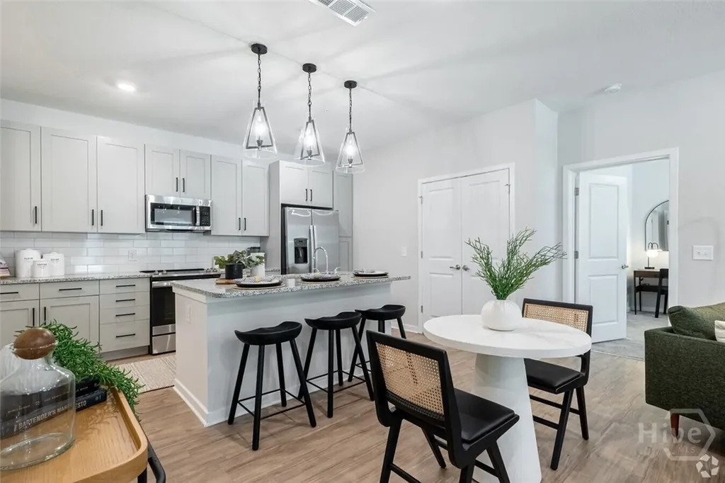 5670 Ogeechee Road Savannah GA 31405
