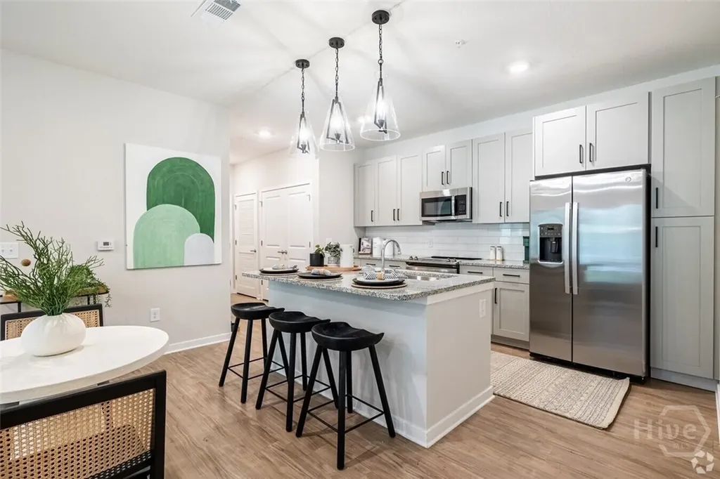 5670 Ogeechee Road Savannah GA 31405
