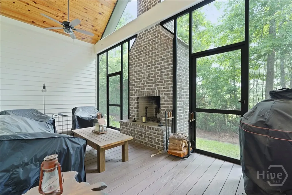 39 Bird Dog Lane Midway GA 31320