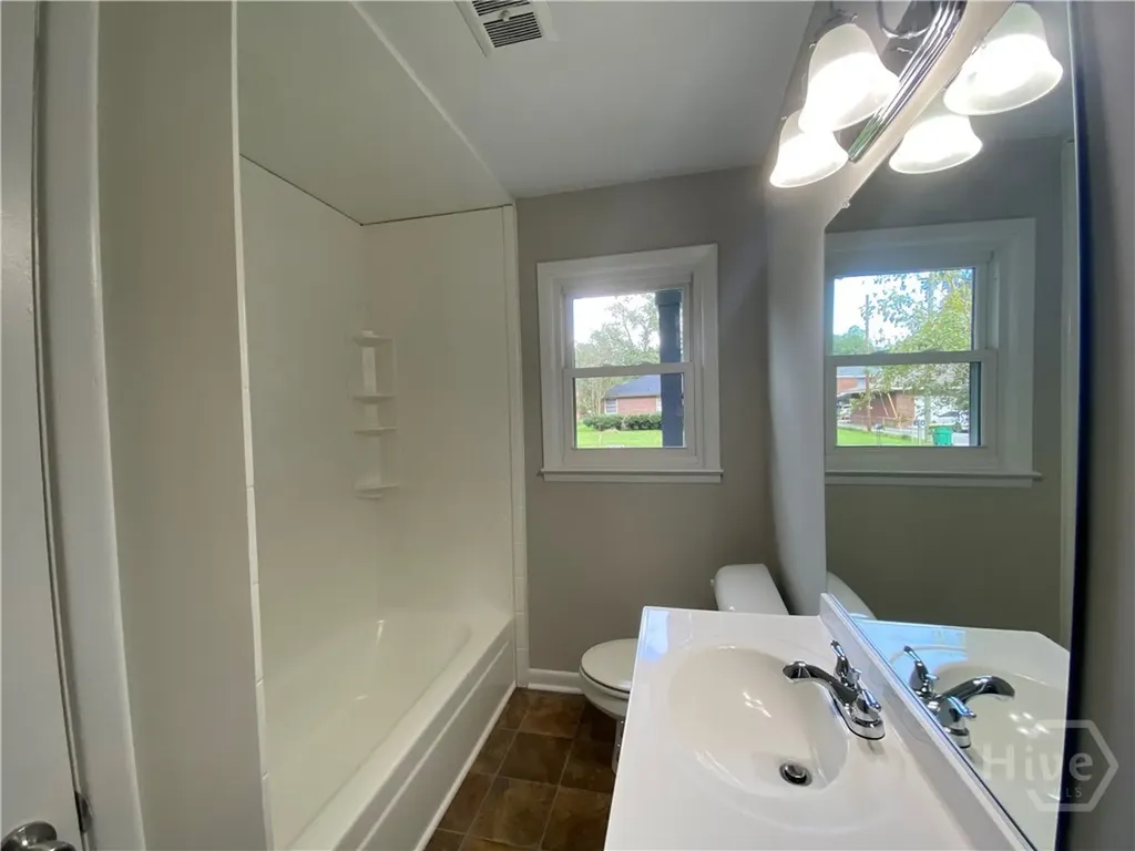 13 Ronnie Avenue Savannah GA 31408