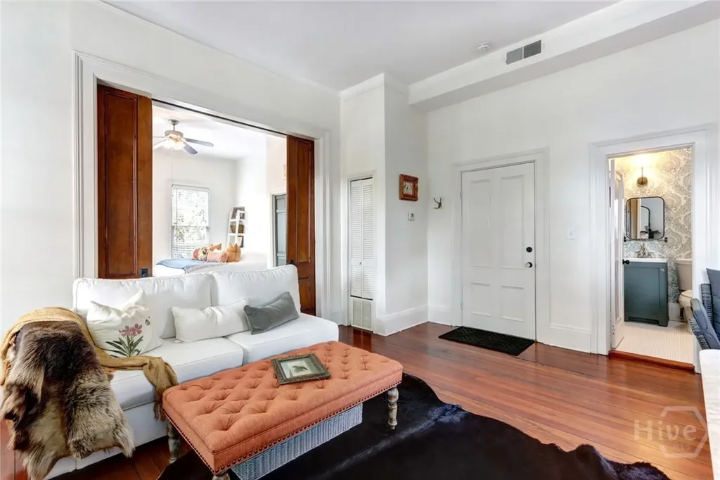 123 W Park Avenue Savannah GA 31401