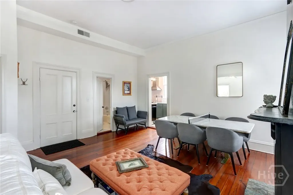 123 W Park Avenue Savannah GA 31401