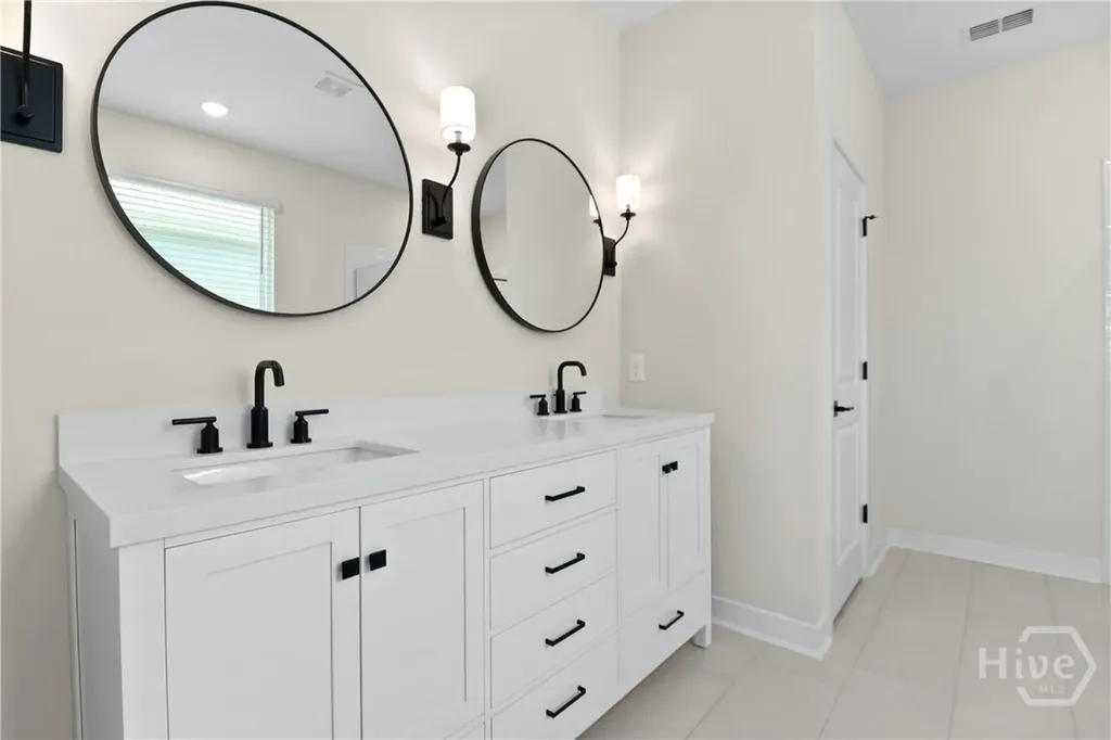 113 Mage Street Savannah GA 31302