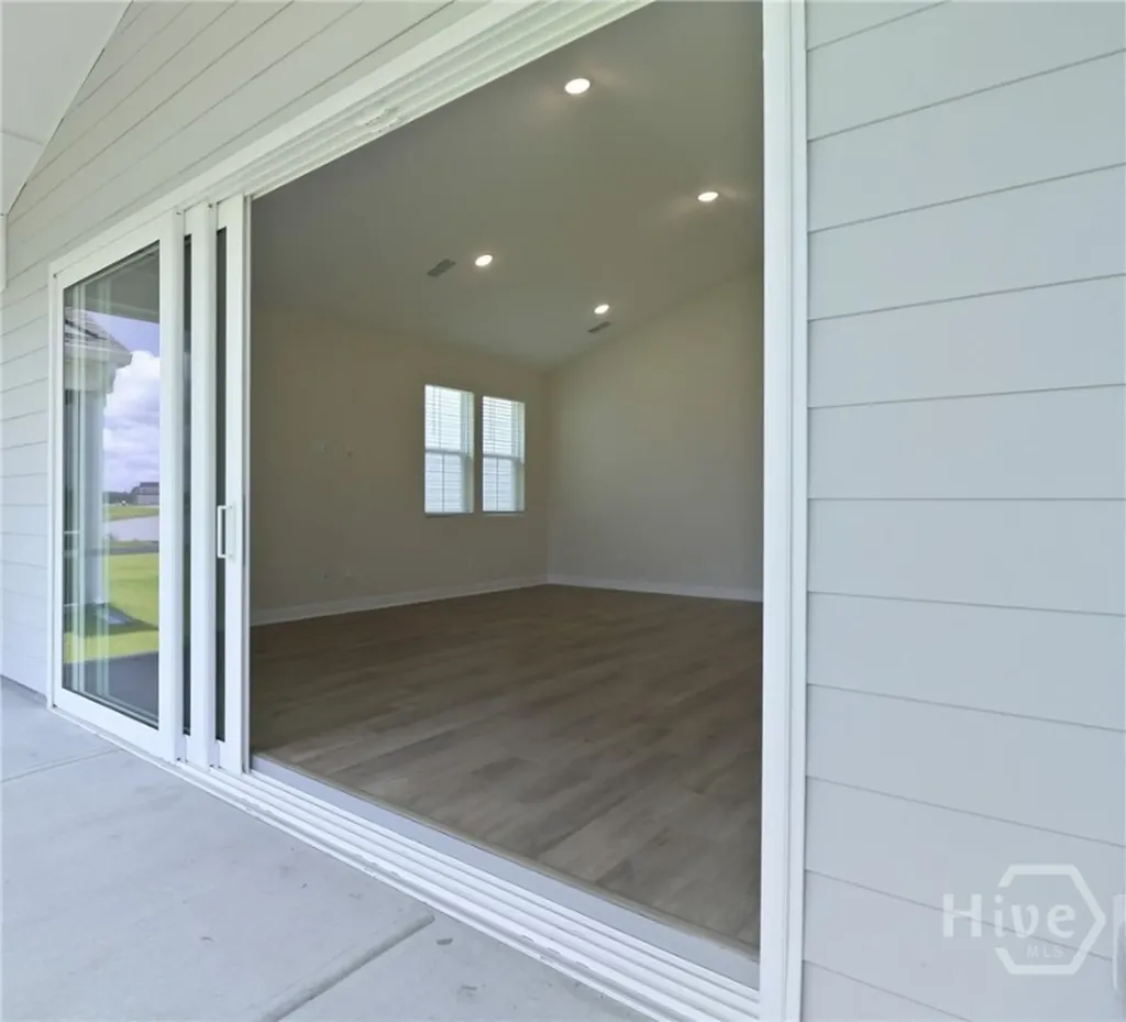 113 Mage Street Savannah GA 31302