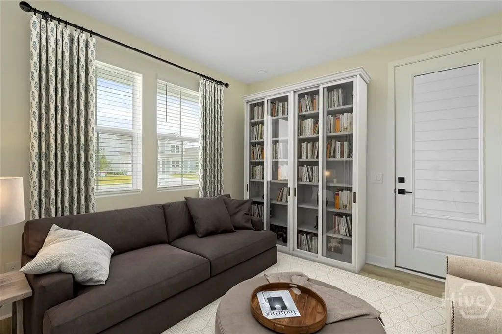 113 Mage Street Savannah GA 31302