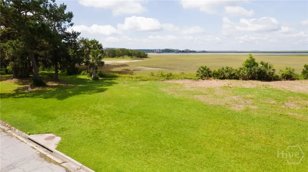 125 Melinda Circle Savannah GA 31406