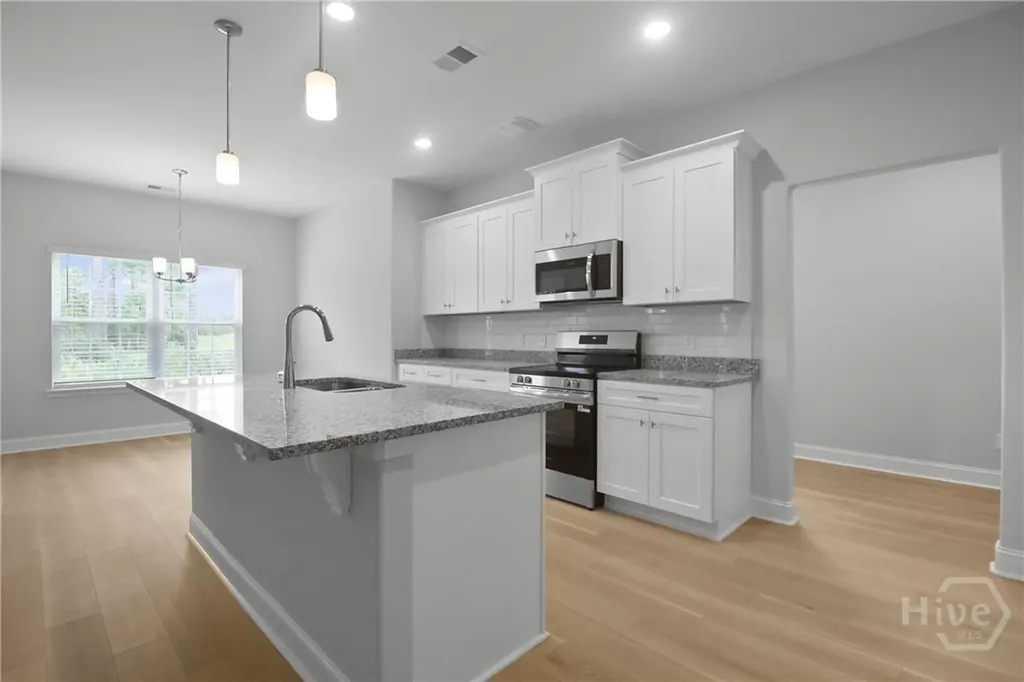 304 Coconut Drive Bloomingdale GA 31302