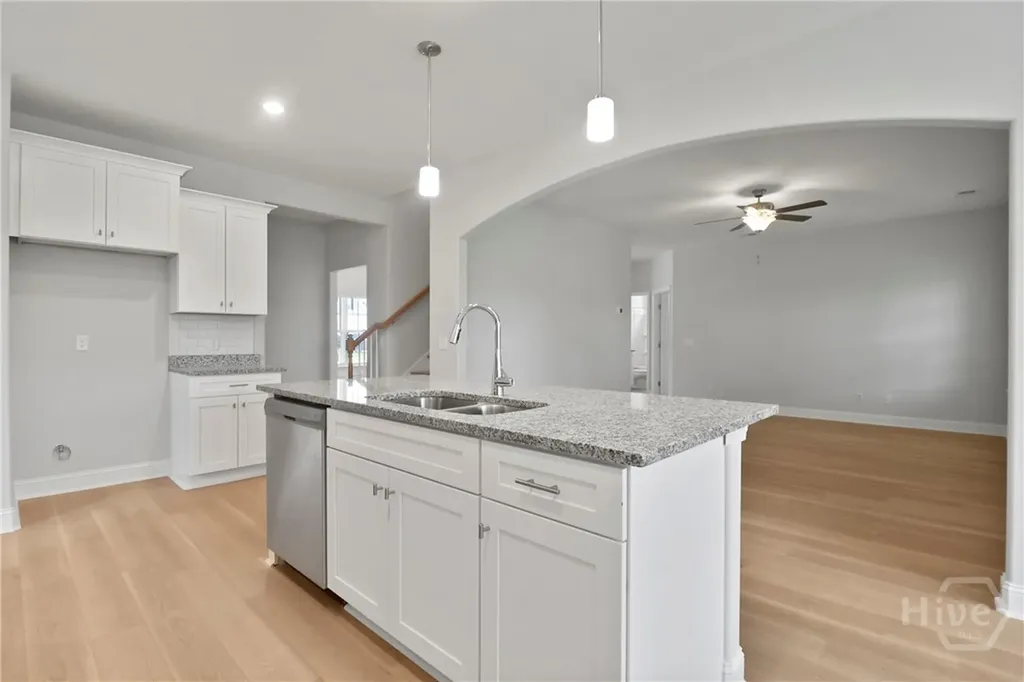 304 Coconut Drive Bloomingdale GA 31302