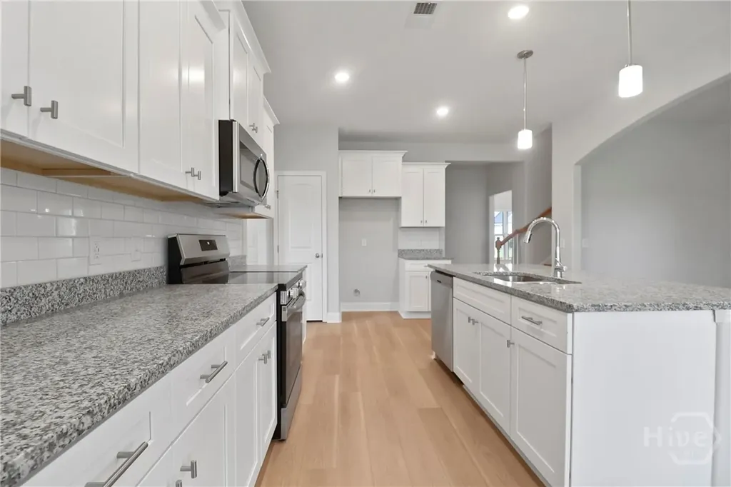 304 Coconut Drive Bloomingdale GA 31302