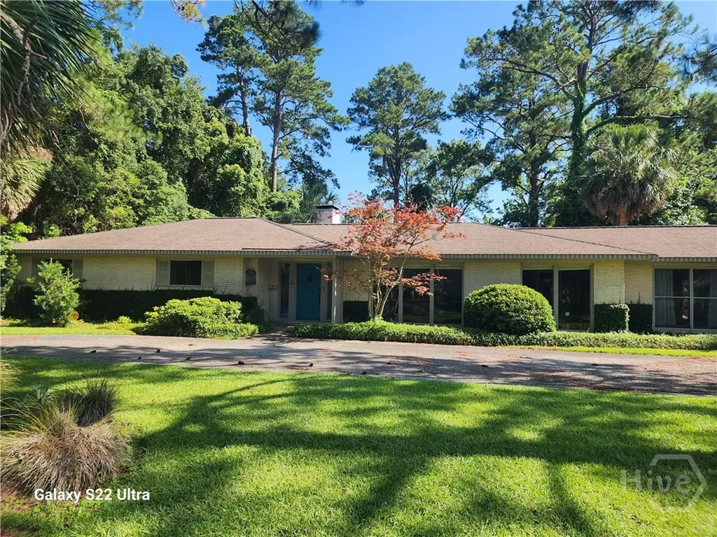 207 Devonshire Road Savannah GA 31410