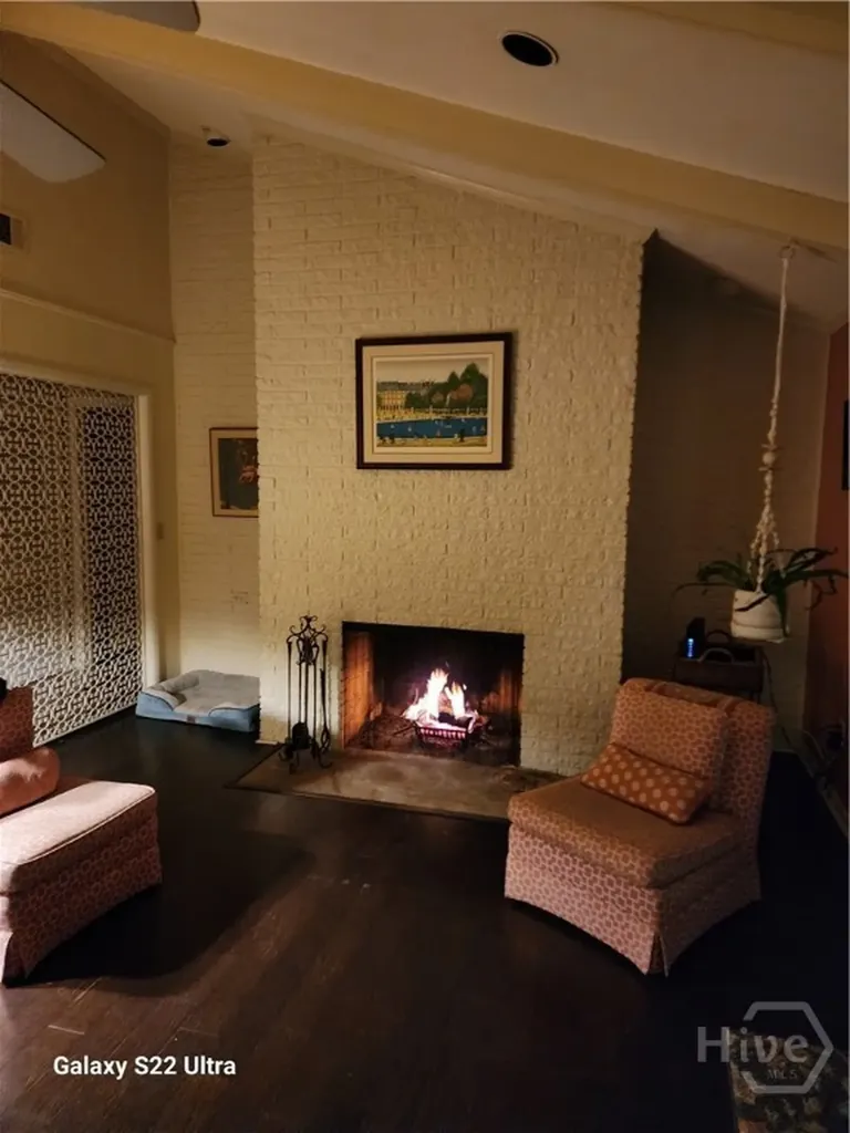 207 Devonshire Road Savannah GA 31410
