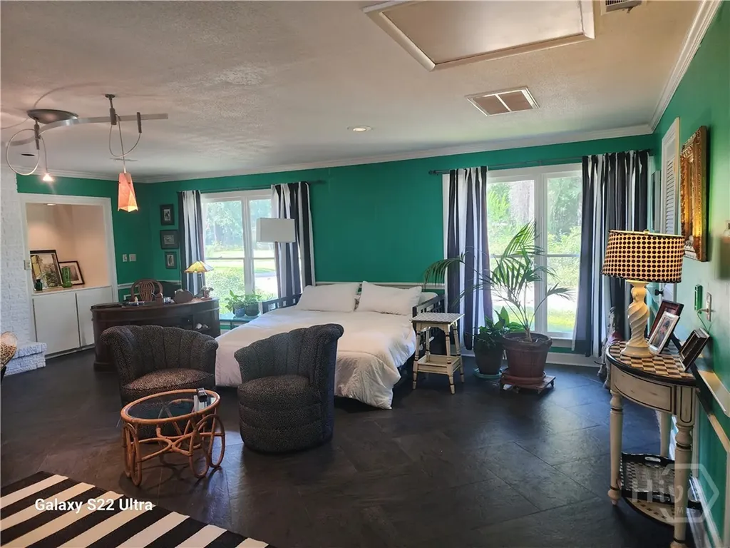 207 Devonshire Road Savannah GA 31410