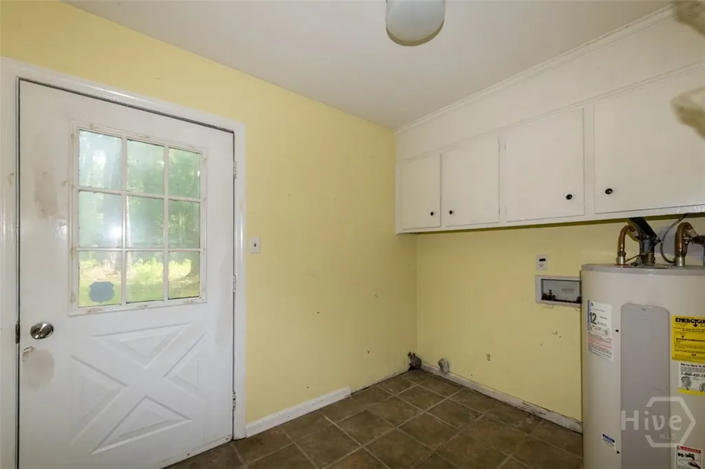 506 W Us 80 Highway Bloomingdale GA 31302