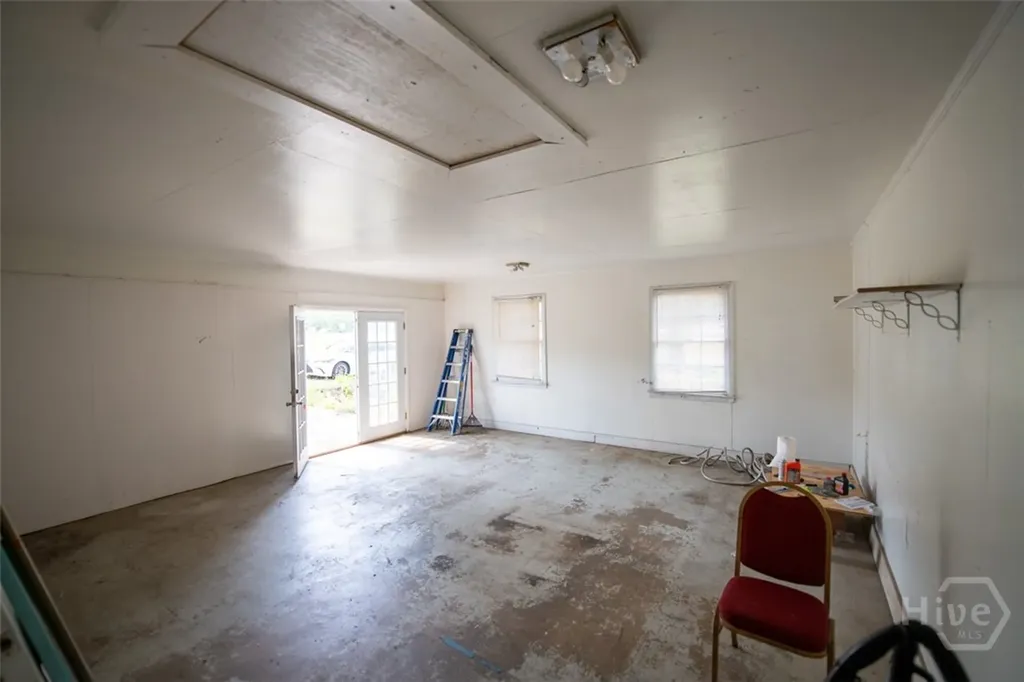 506 W Us 80 Highway Bloomingdale GA 31302