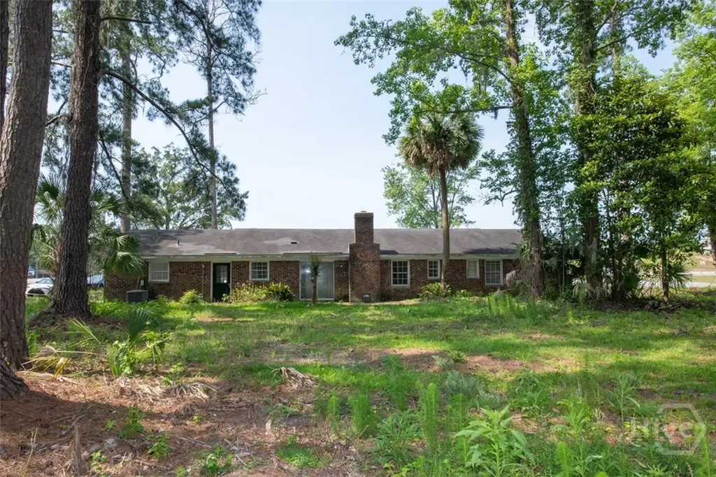 506 W Us 80 Highway Bloomingdale GA 31302