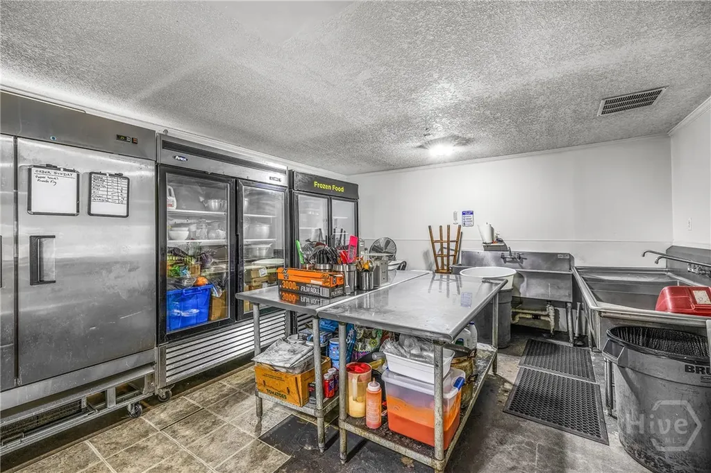 697 W Cherry Street Jesup GA 31545