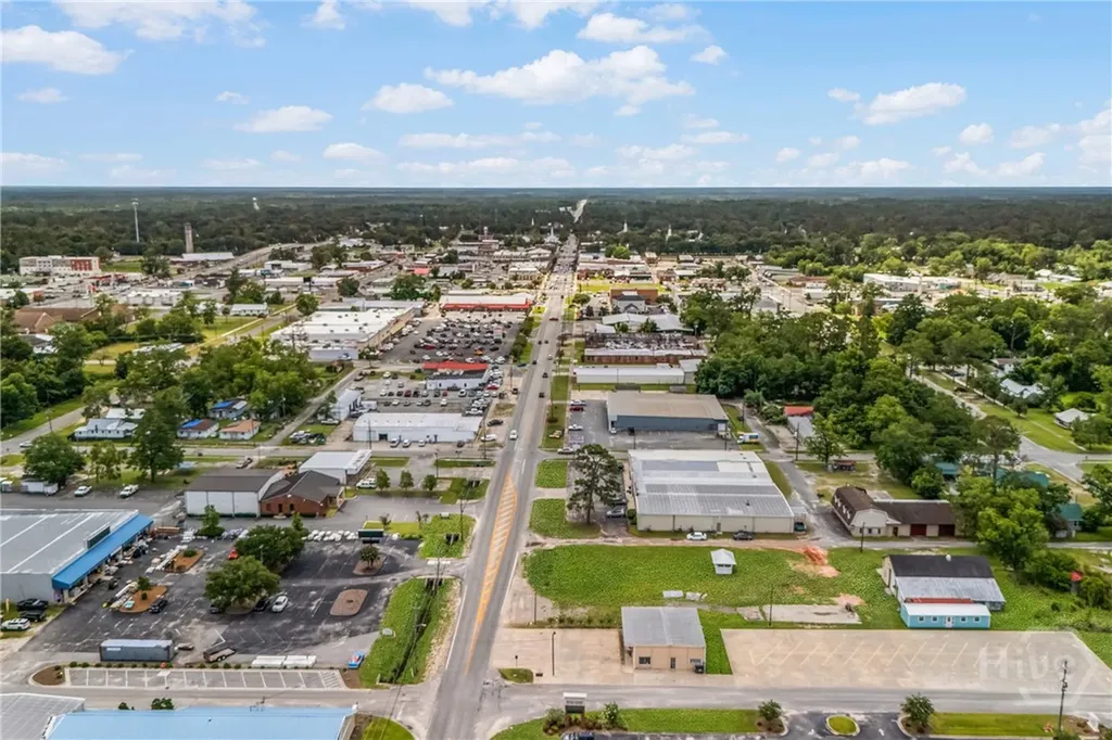 697 W Cherry Street Jesup GA 31545