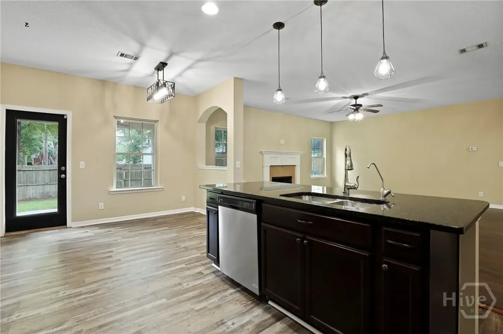 93 Veranda Trail Midway GA 31320