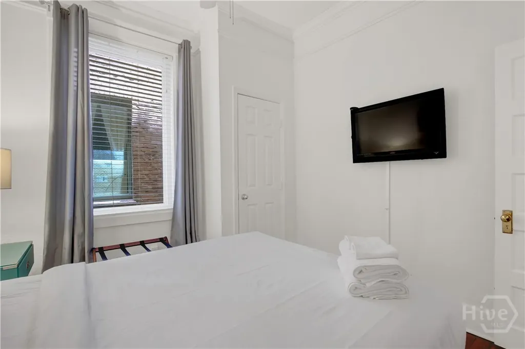 117 Lincoln Street Savannah GA 31401