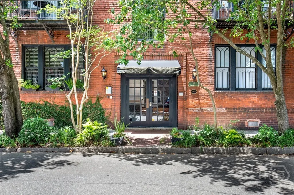 117 Lincoln Street Savannah GA 31401