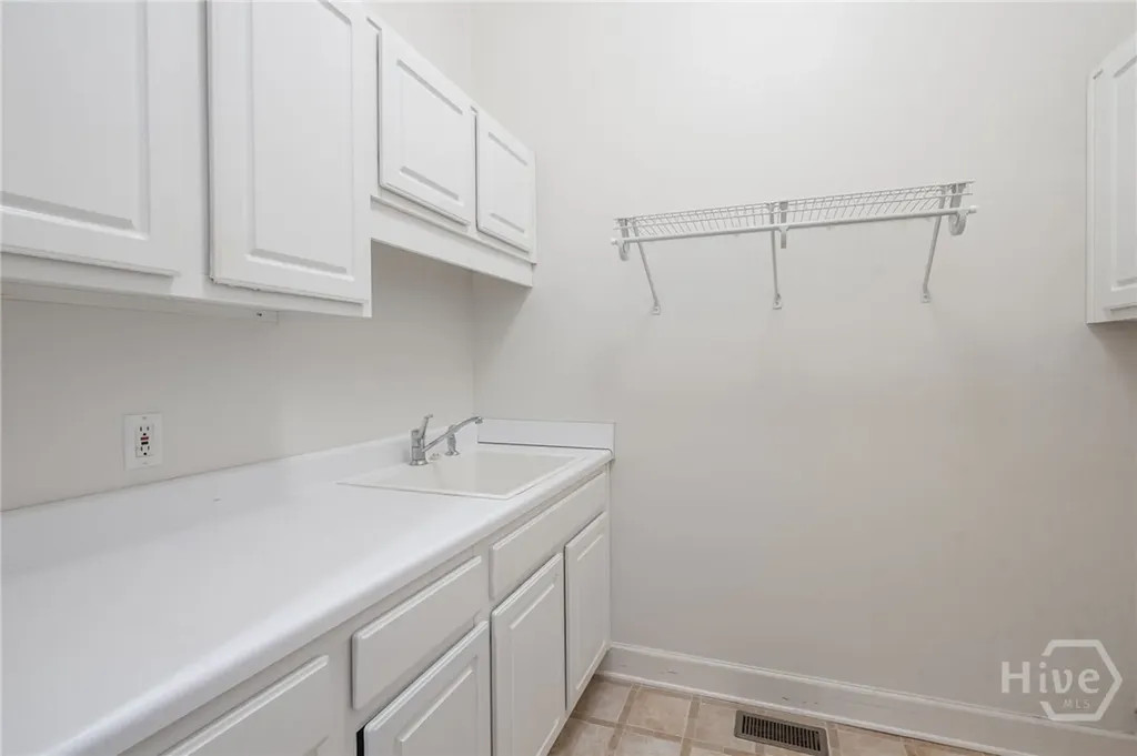 2 Franklin Creek Road S Savannah GA 31411
