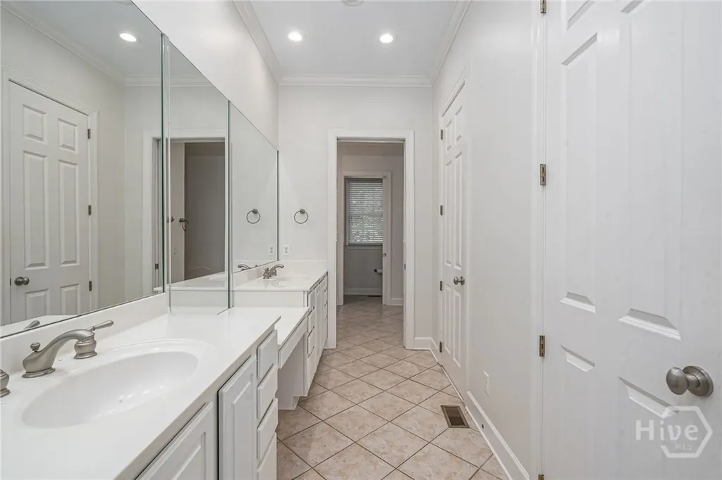 2 Franklin Creek Road S Savannah GA 31411