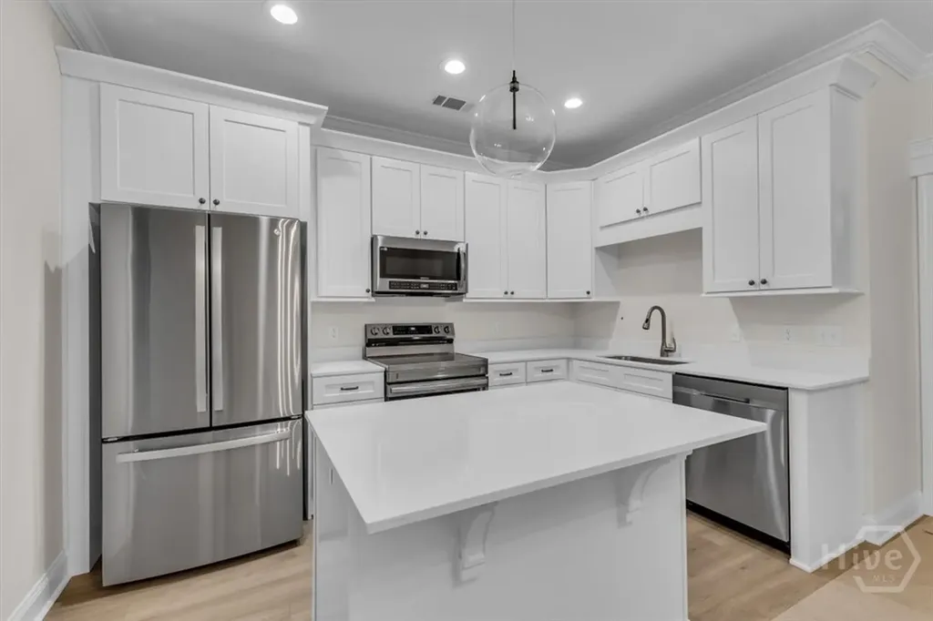 163 Sea Island Road Midway GA 31320