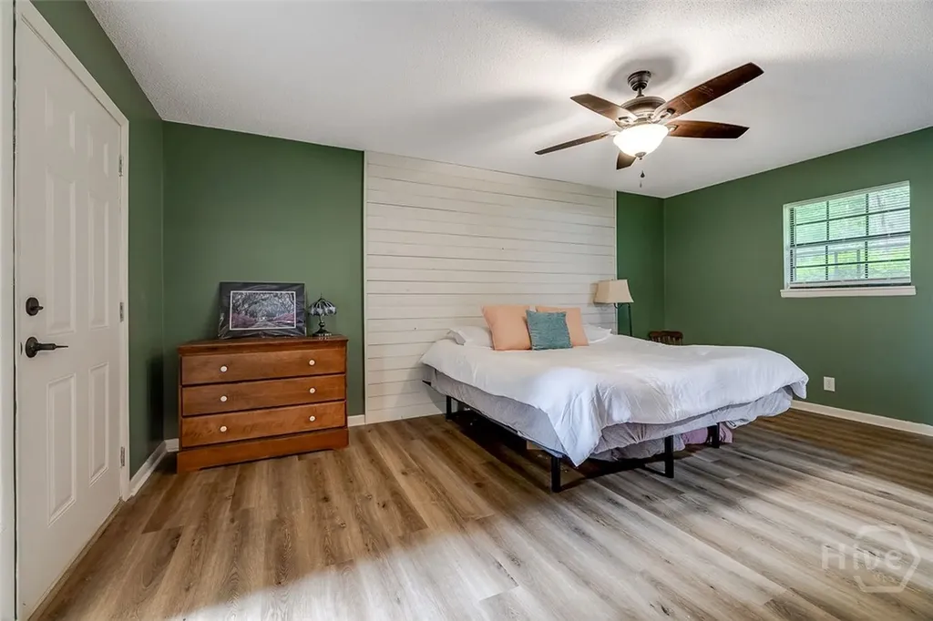 537 Long Road Hinesville GA 31313