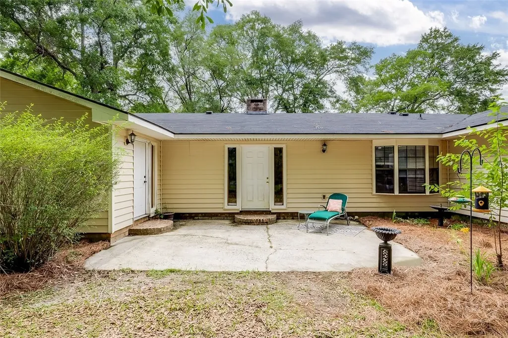 537 Long Road Hinesville GA 31313