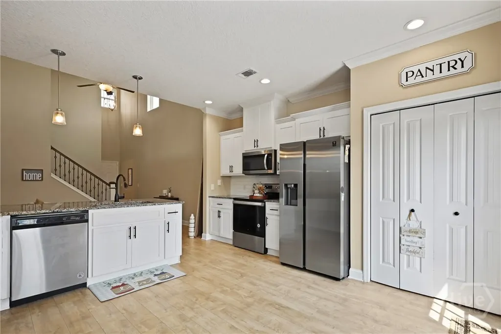 806 Fairview Circle Hinesville GA 31313