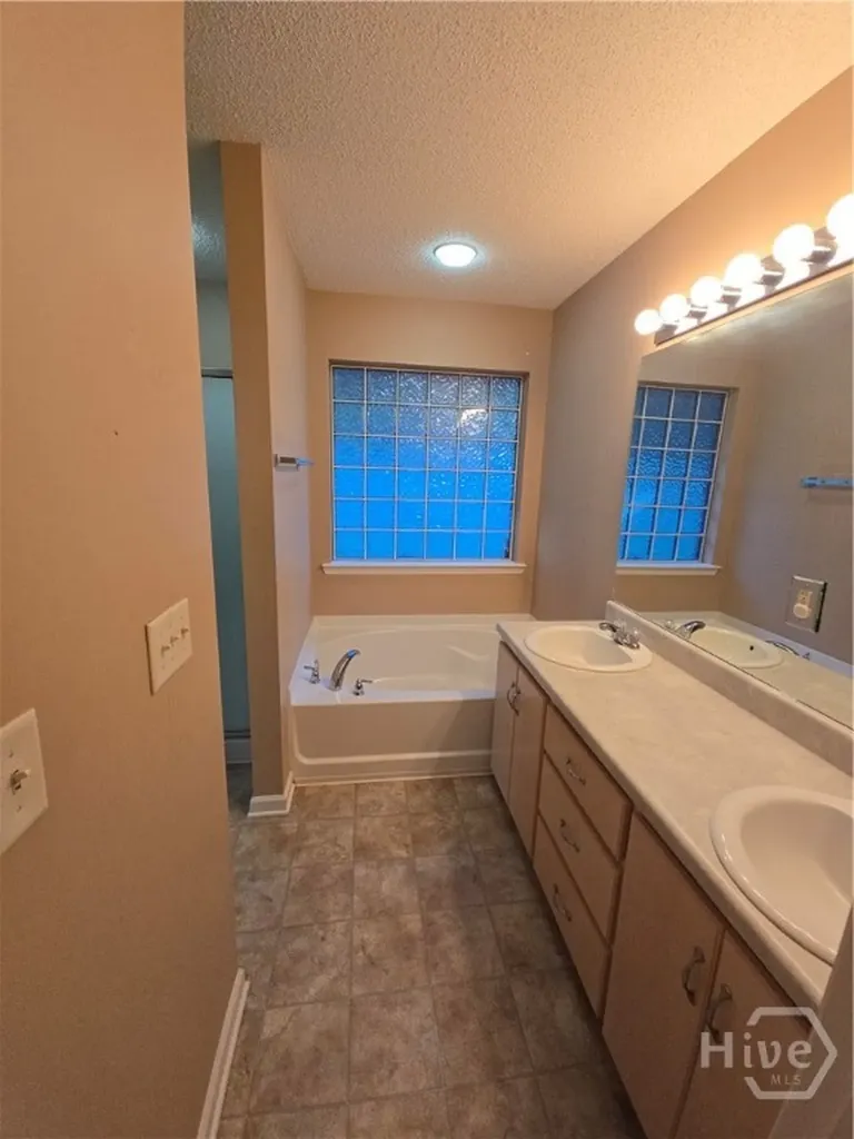 182 Gloucester Drive Midway GA 31320