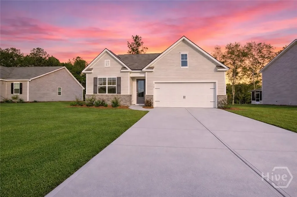 365 Hogan Drive Richmond Hill GA 31324