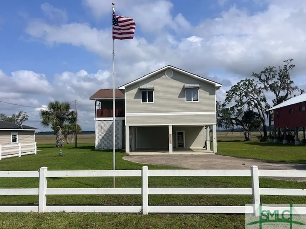 215 Circle Drive Midway GA 31320