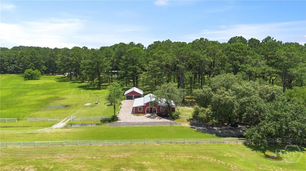 5747 Ogeechee Road Savannah GA 31405
