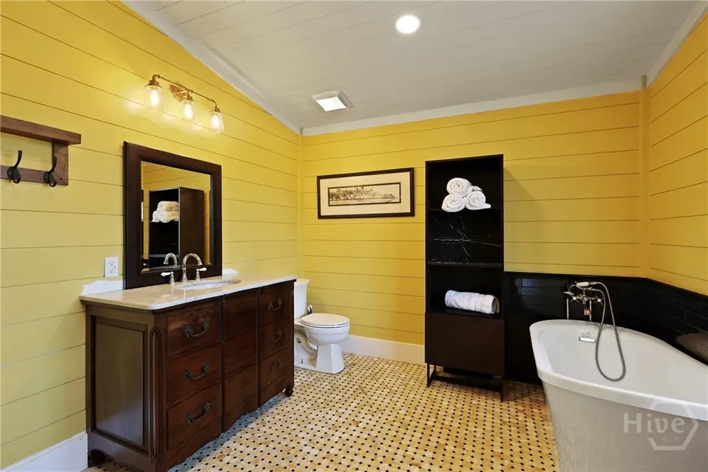 5747 Ogeechee Road Savannah GA 31405