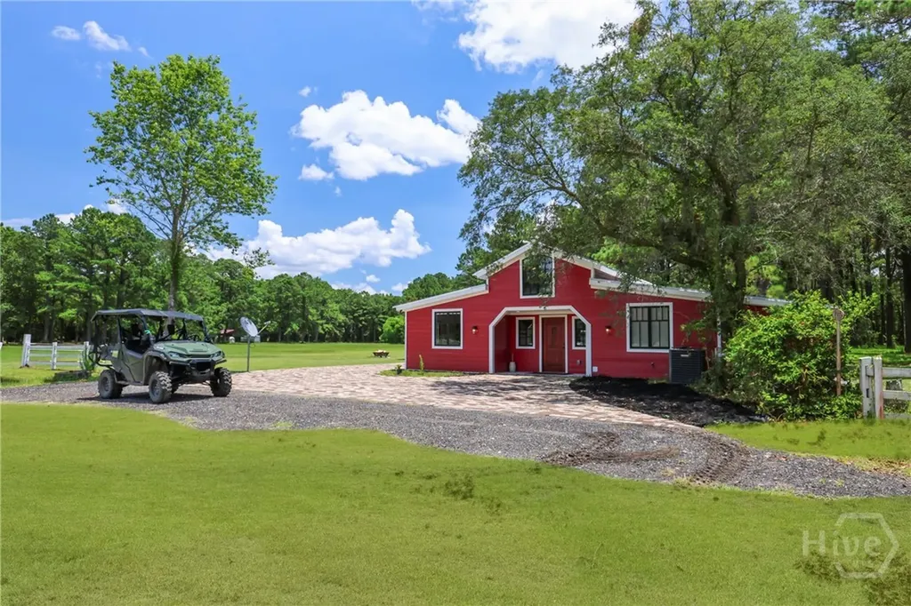 5747 Ogeechee Road Savannah GA 31405