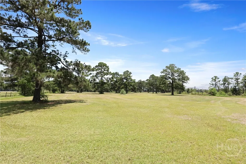5747 Ogeechee Road Savannah GA 31405