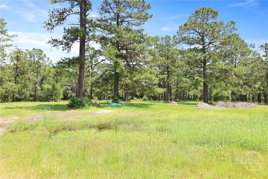 5747 Ogeechee Road Savannah GA 31405