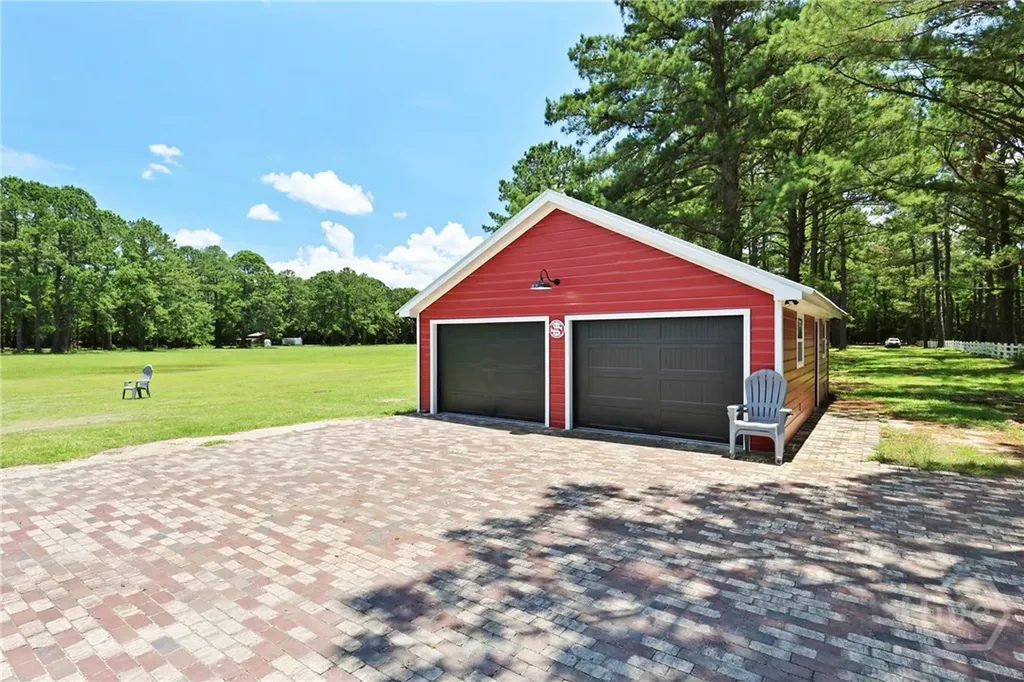 5747 Ogeechee Road Savannah GA 31405