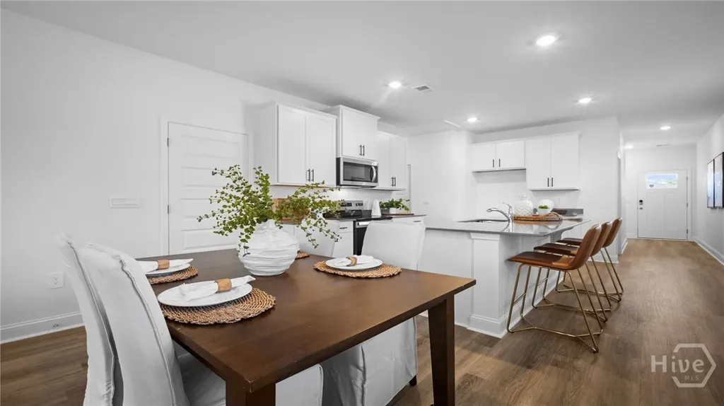 1013 Lakes Boulevard Brunswick GA 31525